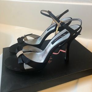 Women’s dress shoes